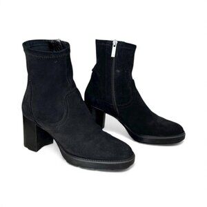 Aquatalia Idalia Black Stretch Suede Lug Sole Heeled Booties | Womens size 6.5